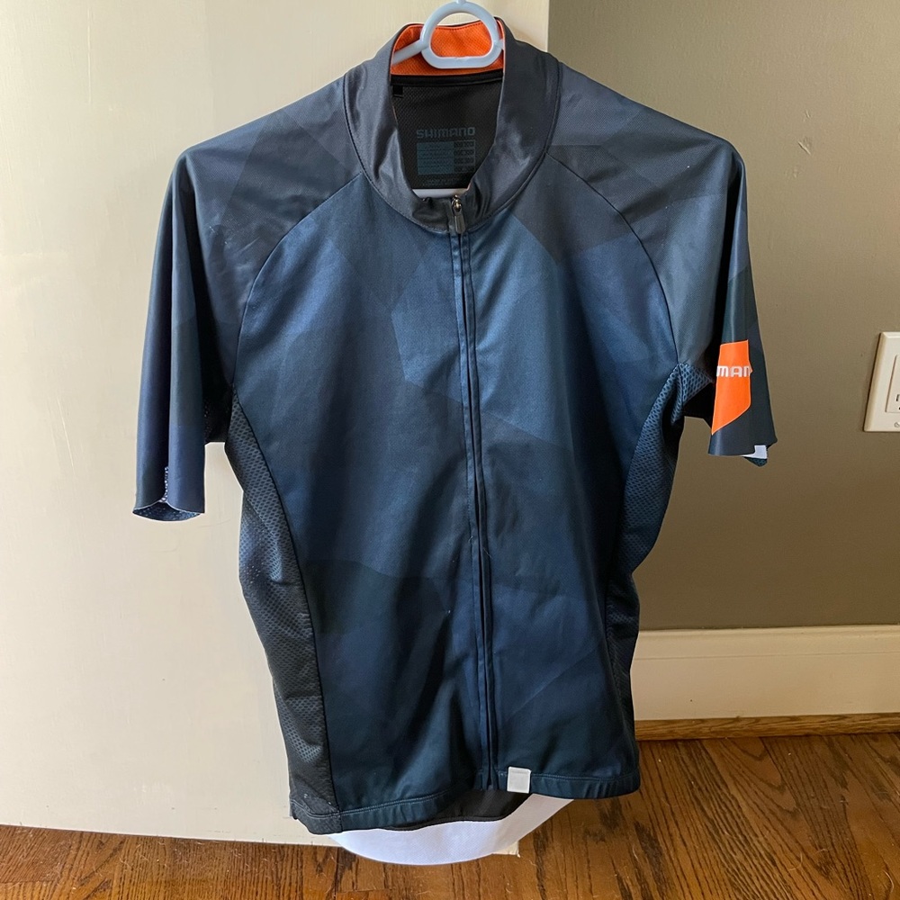 Medium Shimano Aero Cycling Jersey
